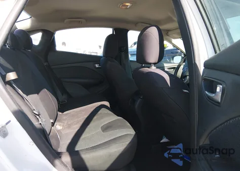 2015 Dodge Dart Se z USA, uszkodzony, nr VIN 1C3CDFAA1FD111691